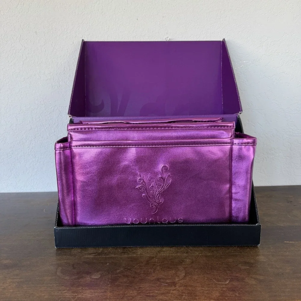 Younique Metallic Purple Presenter Kit Makeup Pocket Business Bag New‎ In Box